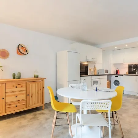 Spacious W Private Parking In Old *