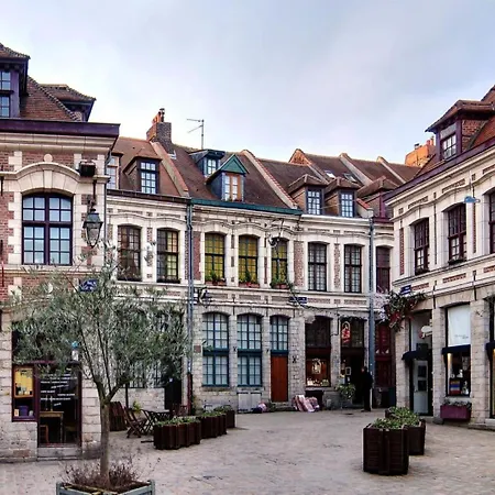 Spacious W Private Parking In Old Lille